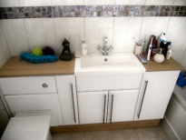 Kitchen fitting and tiling